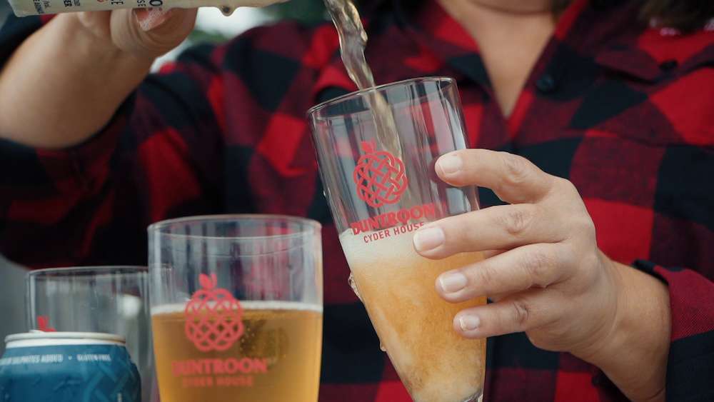 Duntroon Cyder pouring