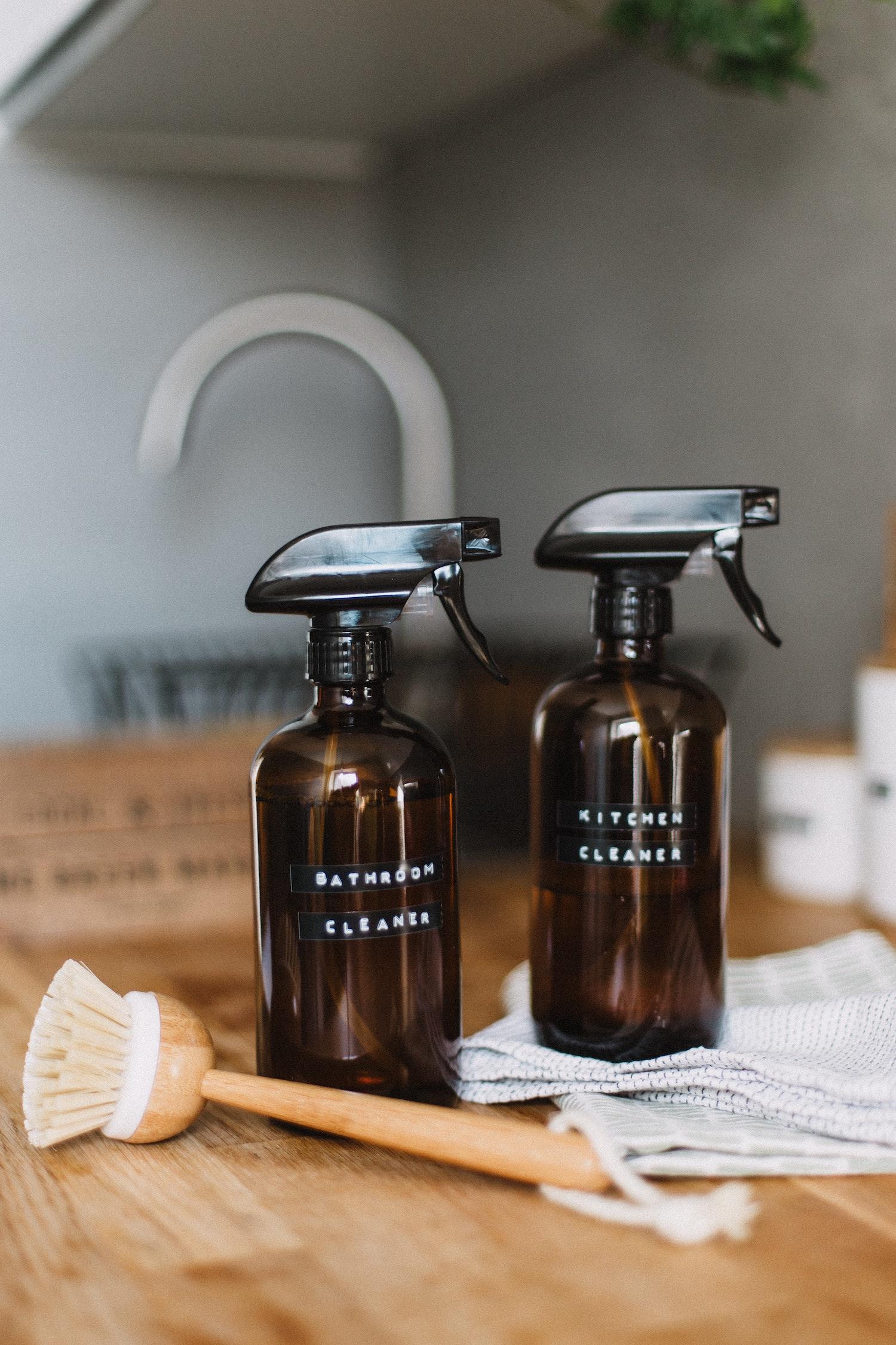 essential oils for stress cleaning