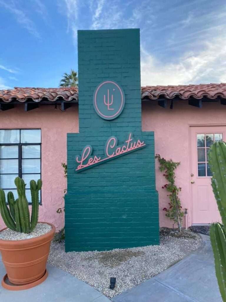 Les Cactus