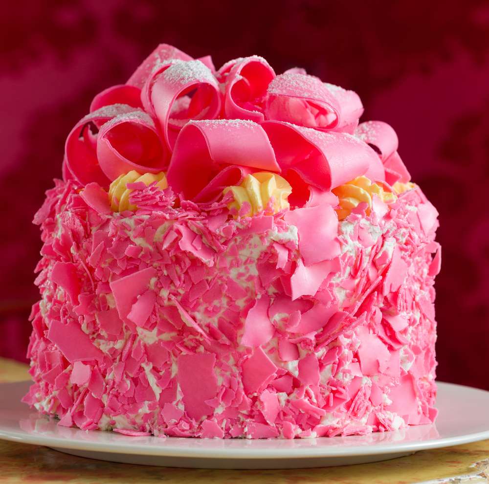 barbiecore madonna inn cake