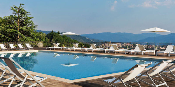 Renaissance Tuscany Pool