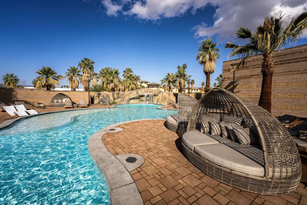 The Spa at Séc-he hot spring