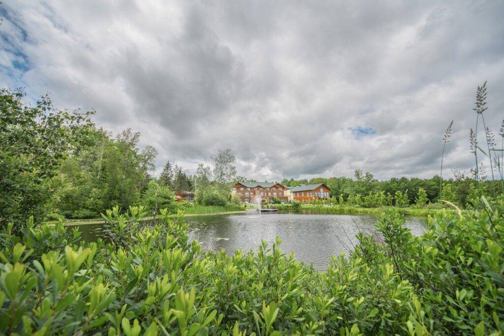 spa eastman pond