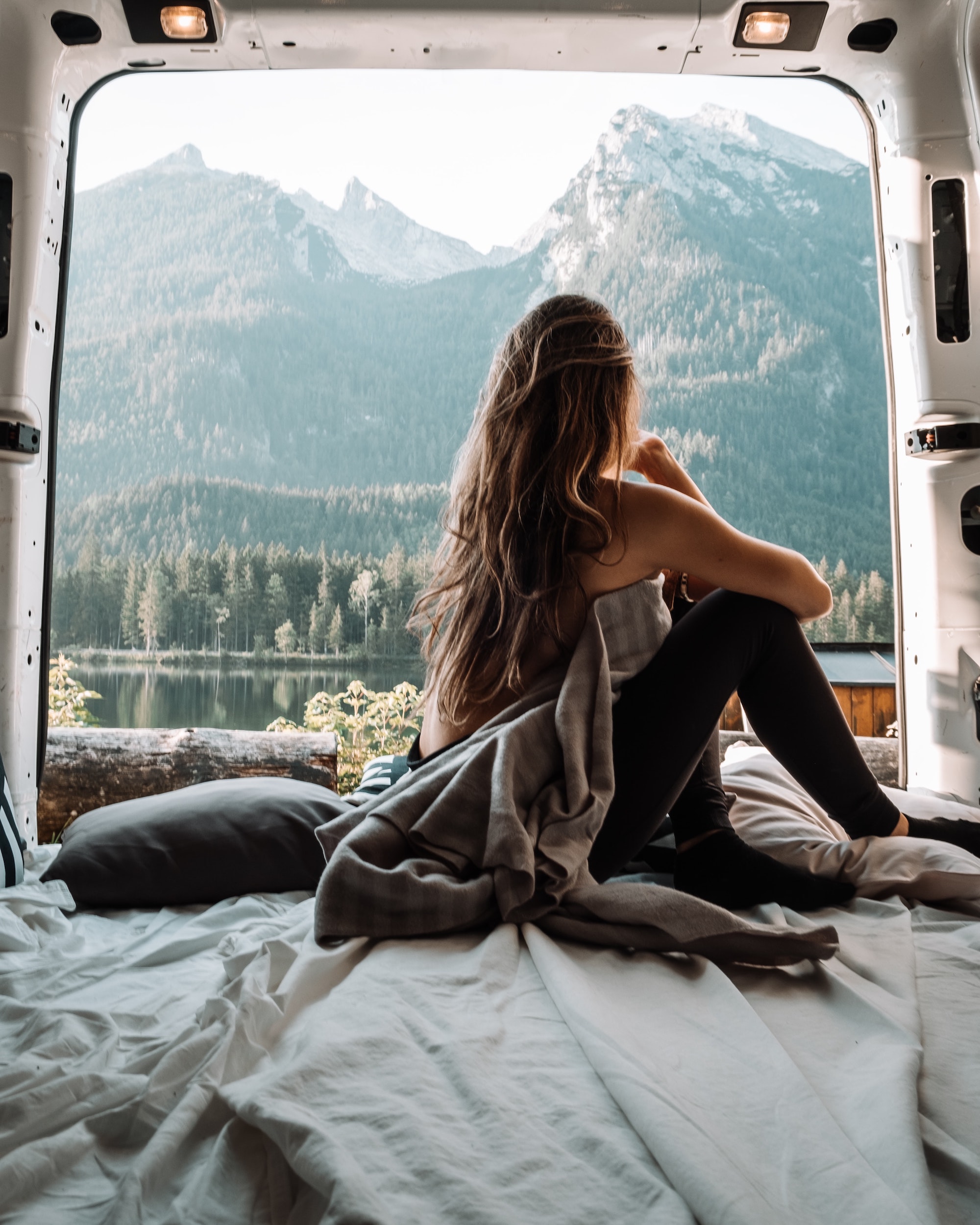 van life woman